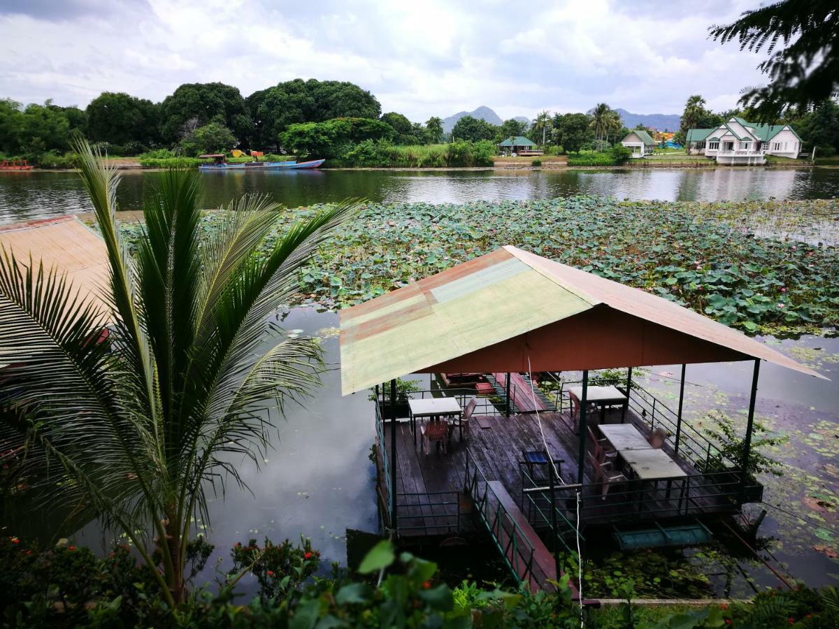 Smiley Frog Kanchanaburi Exterior foto